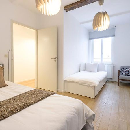 Apartamento The Doms Flats Bruselas Exterior foto