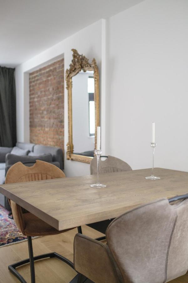 Apartamento The Doms Flats Bruselas Exterior foto