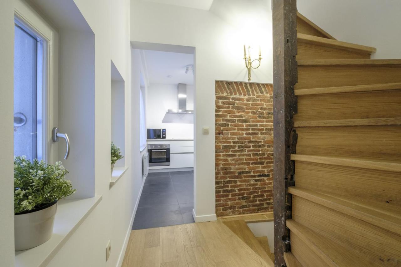 Apartamento The Doms Flats Bruselas Exterior foto