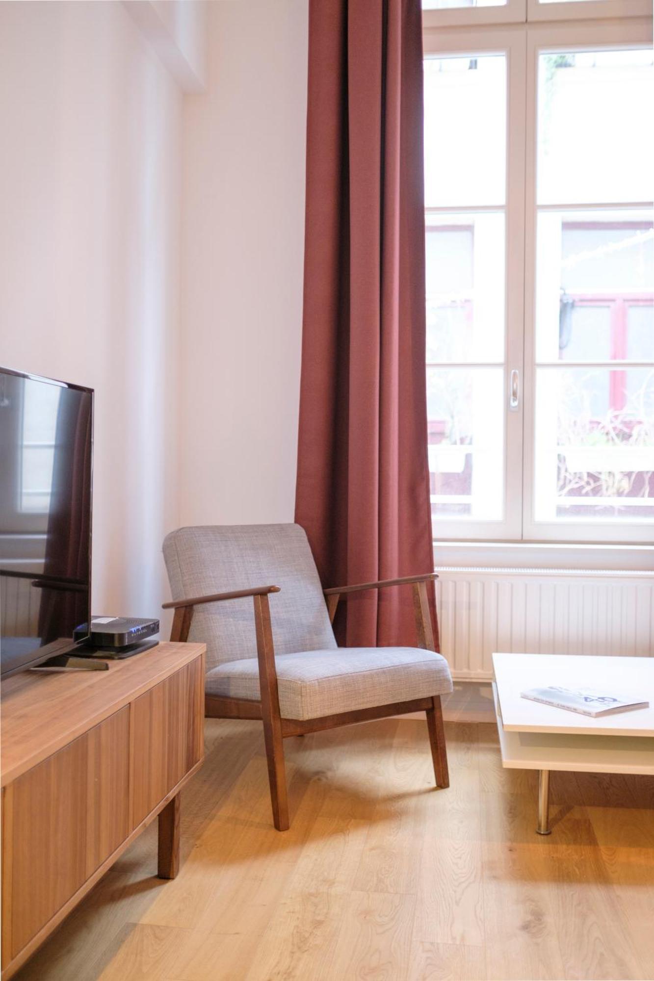Apartamento The Doms Flats Bruselas Exterior foto