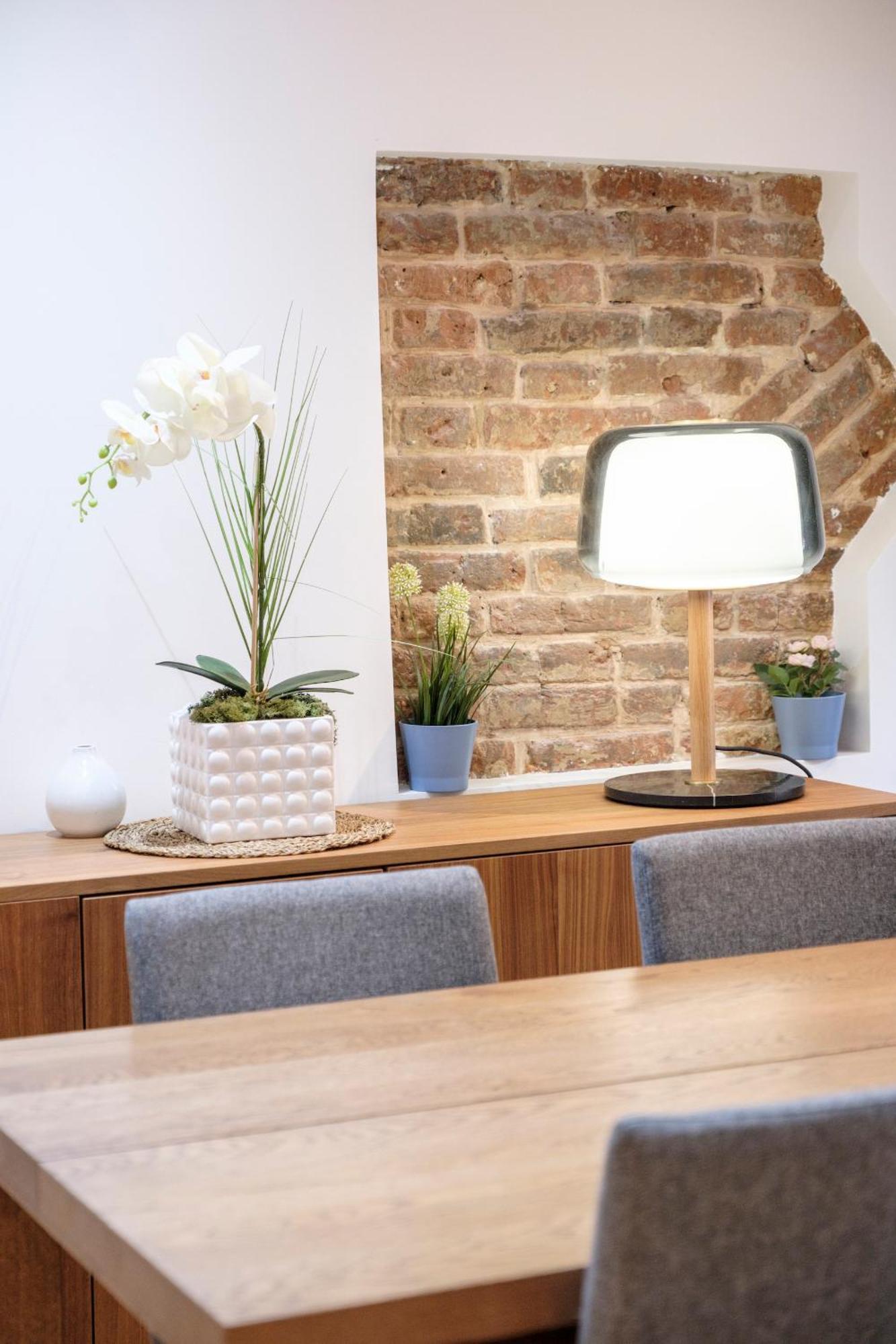 Apartamento The Doms Flats Bruselas Exterior foto